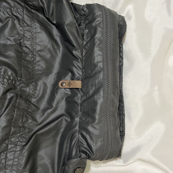 Mackage Dexter Packaway Hooded Windbreaker Bomber Jacket Gray Sz Youth L Kids - Picture 10 of 12